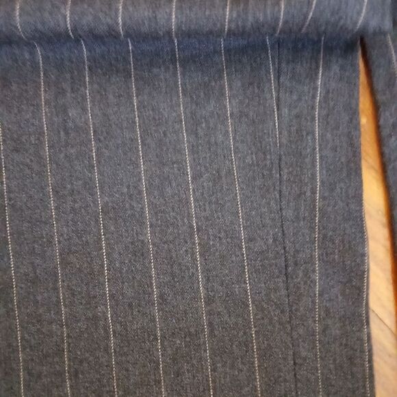 Joan & David Gray Wide Leg Trousers with Pinstripe Design Size 6 - Picture 3 of 8